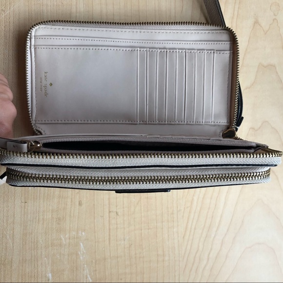 Kate Spade wallet! - Picture 4 of 8